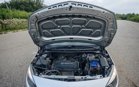 Opel Astra J, 2013 год, 1 000 000 рублей, 9 фотография