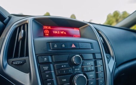 Opel Astra J, 2013 год, 1 000 000 рублей, 19 фотография