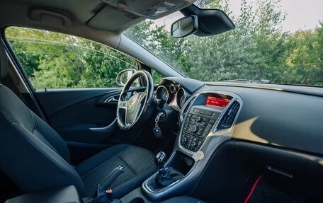 Opel Astra J, 2013 год, 1 000 000 рублей, 15 фотография
