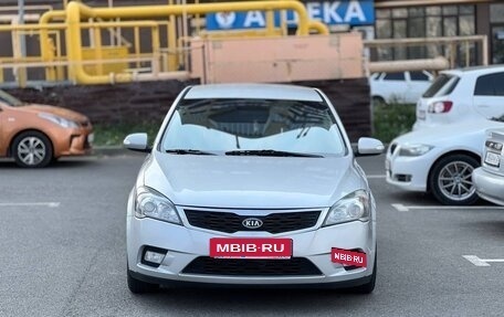 KIA cee'd I рестайлинг, 2011 год, 680 000 рублей, 3 фотография