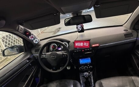 Opel Astra H, 2004 год, 1 000 000 рублей, 4 фотография