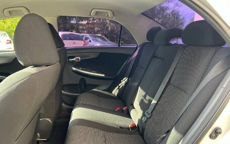Toyota Corolla, 2011 год, 1 000 000 рублей, 14 фотография