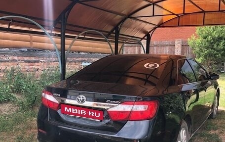 Toyota Camry, 2014 год, 1 900 000 рублей, 2 фотография