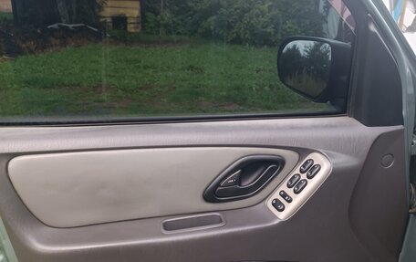 Ford Escape II, 2005 год, 559 900 рублей, 10 фотография