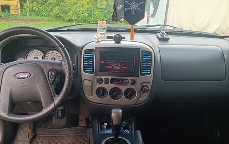 Ford Escape II, 2005 год, 559 900 рублей, 7 фотография