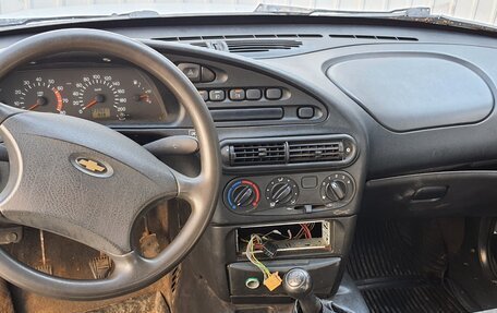 Chevrolet Niva I рестайлинг, 2003 год, 239 000 рублей, 4 фотография