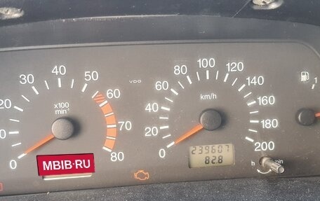 Chevrolet Niva I рестайлинг, 2003 год, 239 000 рублей, 3 фотография