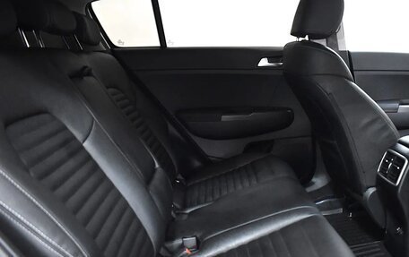 KIA Sportage IV рестайлинг, 2020 год, 2 240 000 рублей, 12 фотография