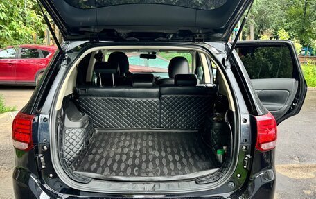 Mitsubishi Outlander III рестайлинг 3, 2015 год, 1 450 000 рублей, 14 фотография