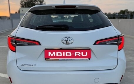 Toyota Corolla, 2022 год, 1 700 000 рублей, 4 фотография