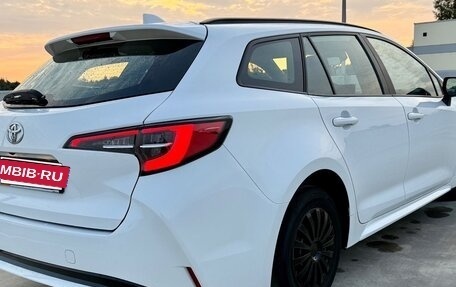 Toyota Corolla, 2022 год, 1 700 000 рублей, 2 фотография