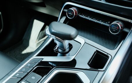 Geely Tugella FY11, 2022 год, 2 780 000 рублей, 32 фотография