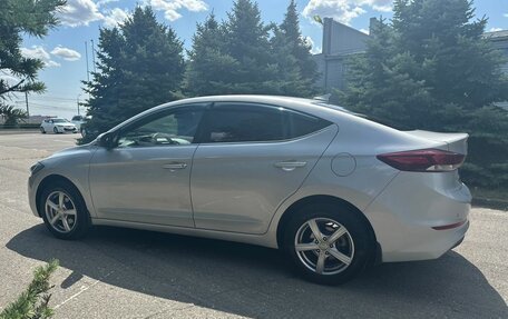 Hyundai Elantra VI рестайлинг, 2017 год, 1 500 000 рублей, 8 фотография