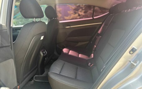 Hyundai Elantra VI рестайлинг, 2017 год, 1 500 000 рублей, 15 фотография