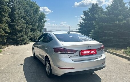 Hyundai Elantra VI рестайлинг, 2017 год, 1 500 000 рублей, 7 фотография