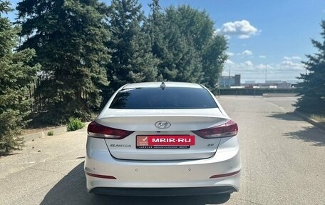 Hyundai Elantra VI рестайлинг, 2017 год, 1 500 000 рублей, 6 фотография