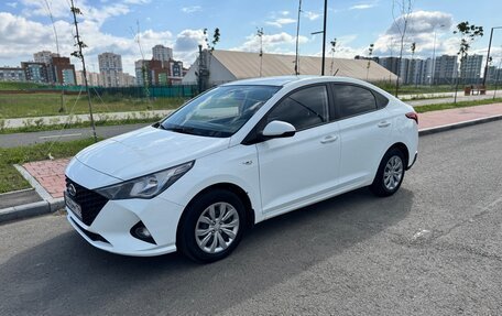 Hyundai Solaris II рестайлинг, 2020 год, 1 400 000 рублей, 2 фотография
