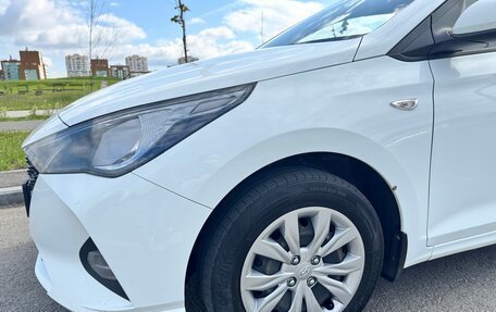 Hyundai Solaris II рестайлинг, 2020 год, 1 400 000 рублей, 8 фотография