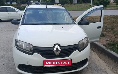 Renault Logan II, 2016 год, 570 000 рублей, 13 фотография