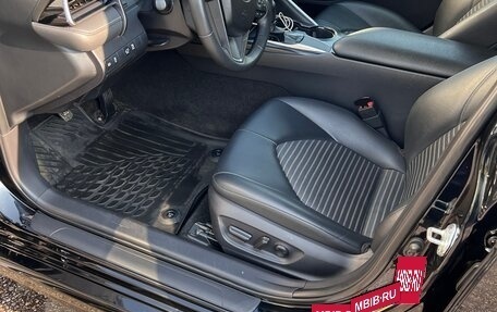 Toyota Camry, 2019 год, 2 550 000 рублей, 16 фотография