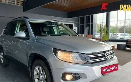 Volkswagen Tiguan I, 2012 год, 900 000 рублей, 3 фотография