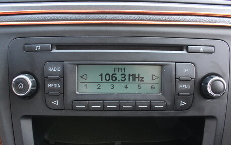Skoda Rapid I, 2015 год, 997 000 рублей, 19 фотография
