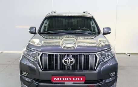 Toyota Land Cruiser Prado 150 рестайлинг 2, 2019 год, 3 970 000 рублей, 8 фотография