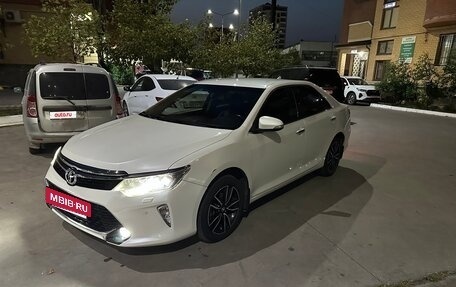 Toyota Camry, 2017 год, 1 750 000 рублей, 4 фотография