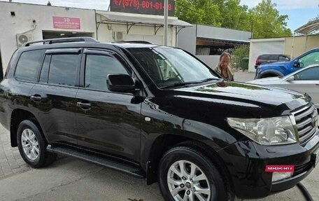 Toyota Land Cruiser 200, 2010 год, 3 885 000 рублей, 4 фотография