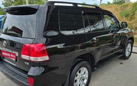 Toyota Land Cruiser 200, 2010 год, 3 885 000 рублей, 2 фотография