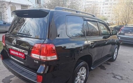 Toyota Land Cruiser 200, 2010 год, 3 885 000 рублей, 7 фотография
