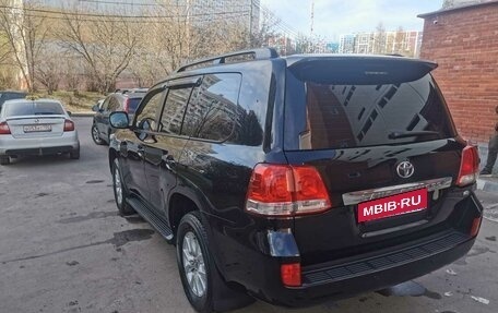 Toyota Land Cruiser 200, 2010 год, 3 885 000 рублей, 10 фотография