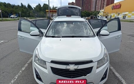Chevrolet Cruze II, 2013 год, 450 000 рублей, 6 фотография