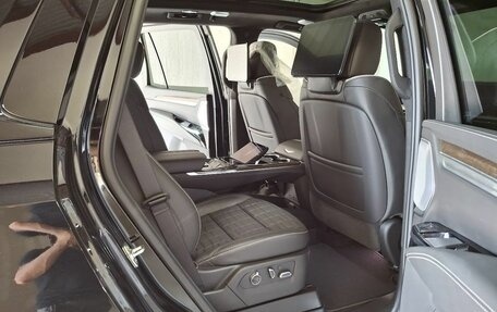 Cadillac Escalade V, 2025 год, 22 550 000 рублей, 16 фотография