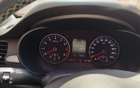 KIA Rio IV, 2019 год, 1 000 000 рублей, 5 фотография