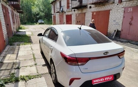 KIA Rio IV, 2019 год, 1 000 000 рублей, 11 фотография