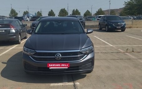 Volkswagen Jetta VII, 2022 год, 1 650 000 рублей, 2 фотография