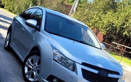 Chevrolet Cruze II, 2011 год, 800 000 рублей, 5 фотография
