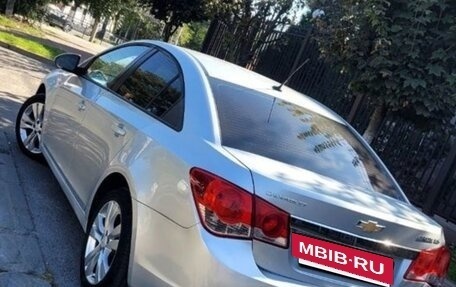 Chevrolet Cruze II, 2011 год, 800 000 рублей, 2 фотография
