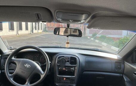 Hyundai Sonata IV рестайлинг, 2005 год, 400 000 рублей, 6 фотография