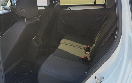 Volkswagen Tiguan II, 2020 год, 2 630 000 рублей, 5 фотография