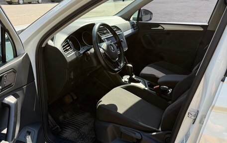 Volkswagen Tiguan II, 2020 год, 2 630 000 рублей, 18 фотография