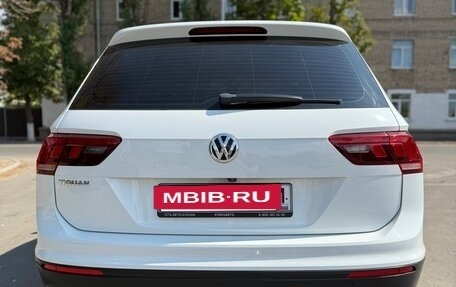 Volkswagen Tiguan II, 2020 год, 2 630 000 рублей, 12 фотография