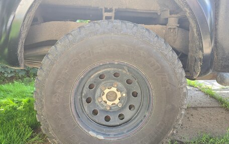 Nissan Navara (Frontier), 2007 год, 1 200 000 рублей, 18 фотография