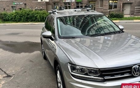 Volkswagen Tiguan II, 2018 год, 2 300 000 рублей, 3 фотография