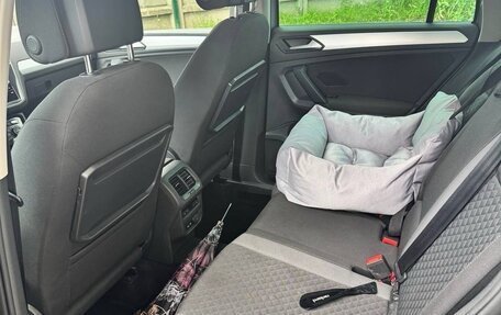 Volkswagen Tiguan II, 2018 год, 2 300 000 рублей, 12 фотография