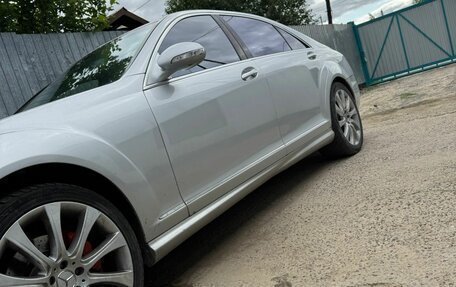 Mercedes-Benz S-Класс, 2005 год, 890 000 рублей, 1 фотография
