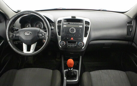 KIA cee'd I рестайлинг, 2012 год, 849 000 рублей, 13 фотография
