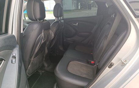 Hyundai ix35 I рестайлинг, 2011 год, 1 100 000 рублей, 2 фотография