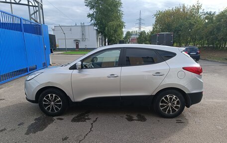 Hyundai ix35 I рестайлинг, 2011 год, 1 100 000 рублей, 10 фотография